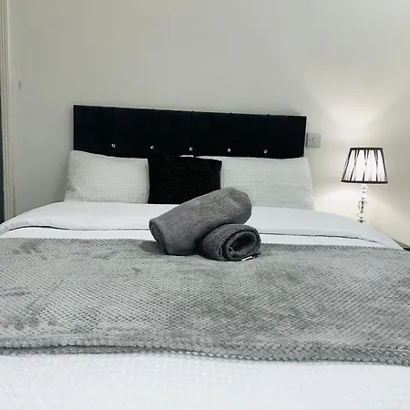 Large 'n' Bright Rum i privatbostad Middlesbrough