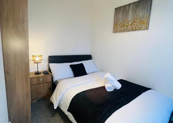 Séjour chez l'habitant Large 'n' Bright *